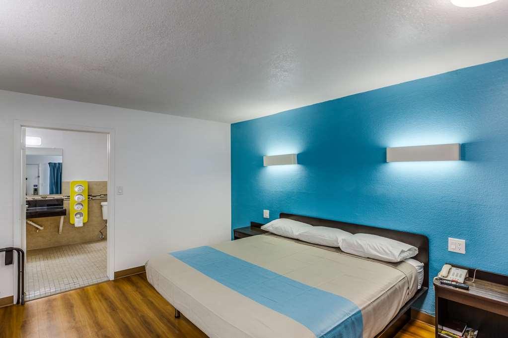 Motel 6 Fort Worth - Northside Rom bilde