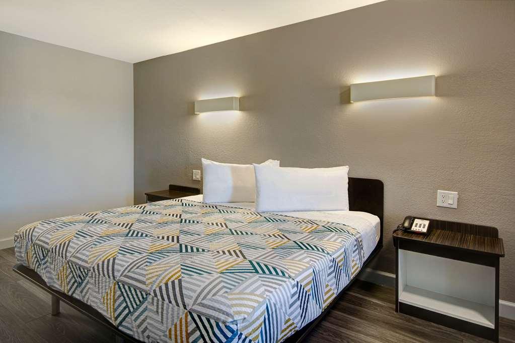 Motel 6 Fort Worth - Northside Rom bilde