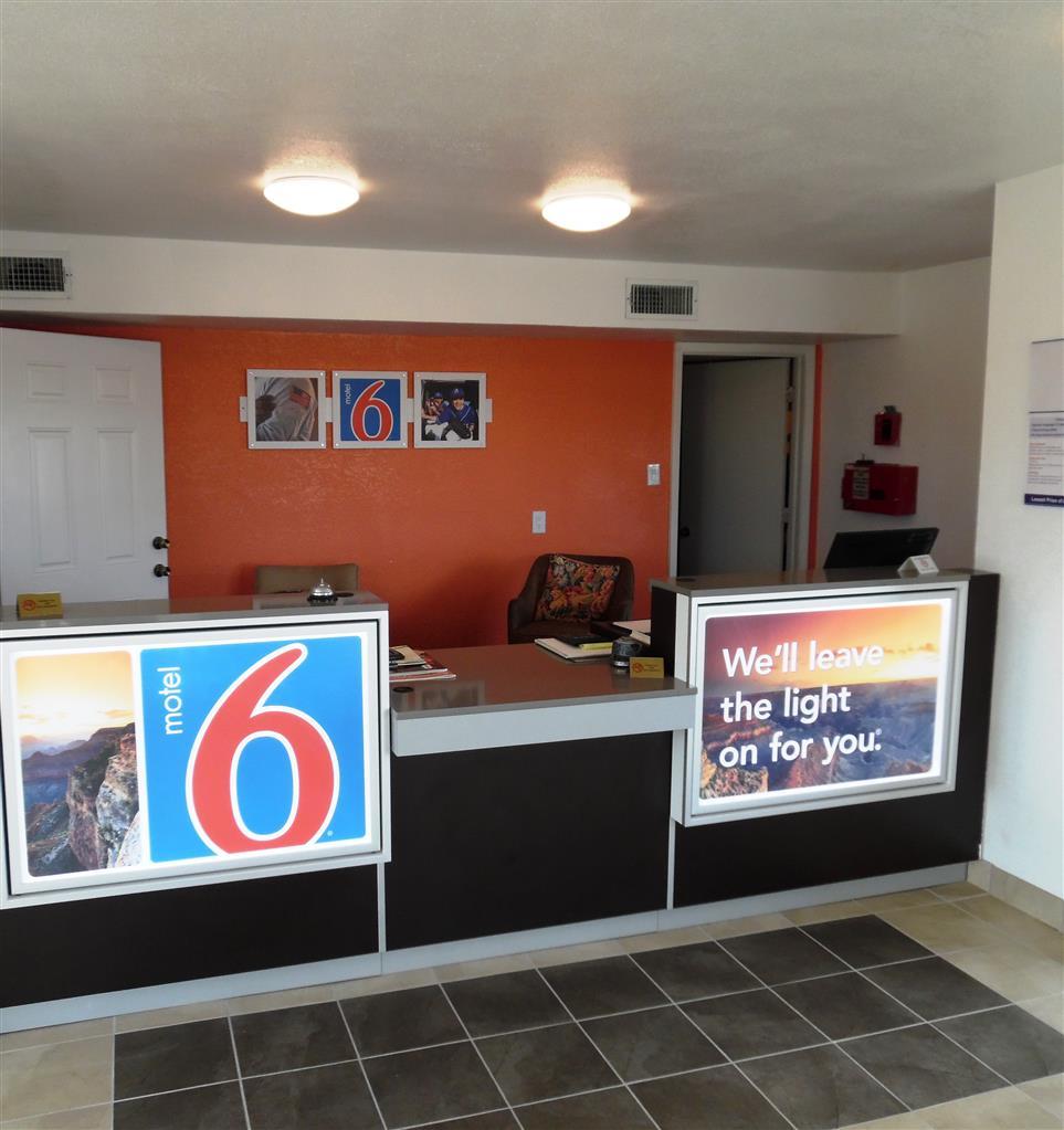 Motel 6 Fort Worth - Northside Interiør bilde